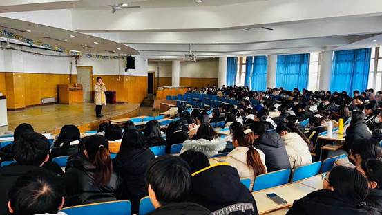 60de1e224a625bc0a923a1062664c9e